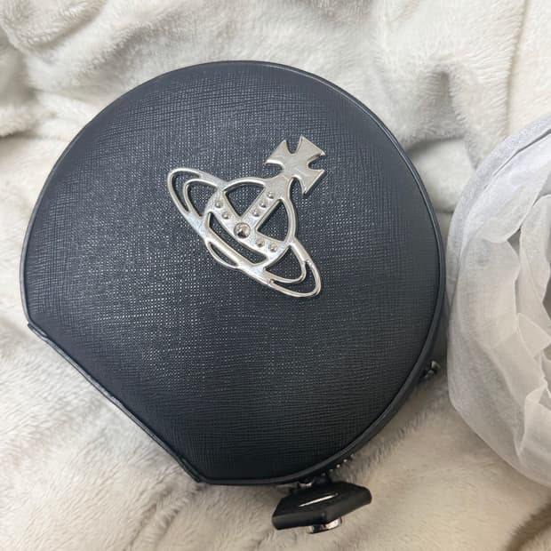 비비안웨스트우드 사피아노 미니 라운드 크로스백