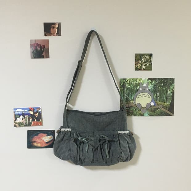 대대장 쿨톤 리본청그레이 모리크로스백