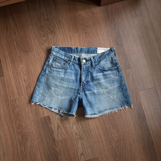 moussy