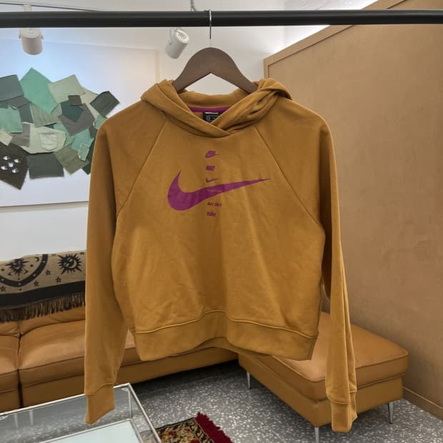 나이키 프린팅로고 약기모 크롭 후드티 95 C05467