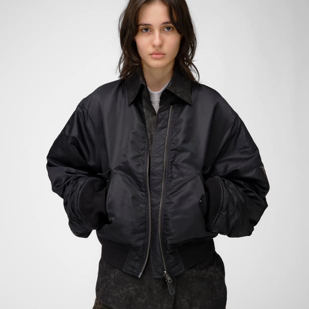 로딩룸 vera bomber jacket