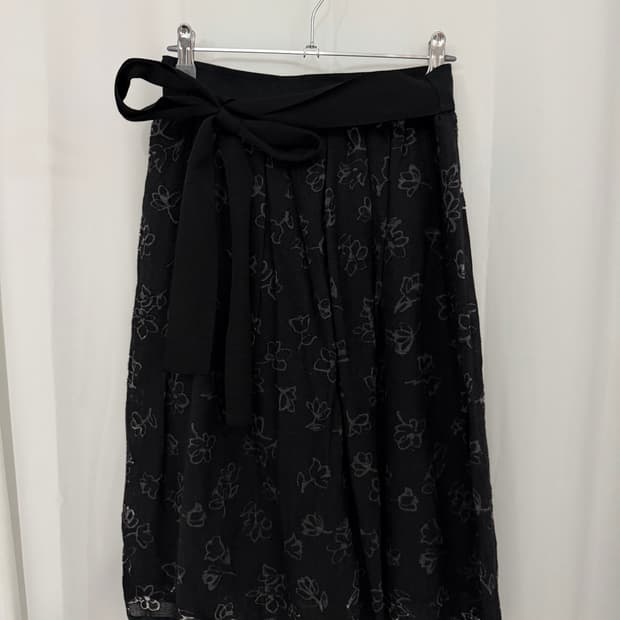 Flower midi skrit