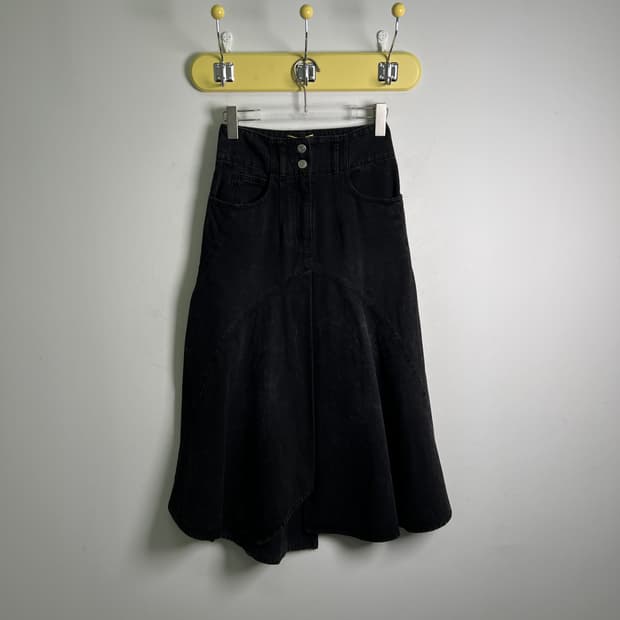 system 시스템 커브 헴 데님 롱 스커트 