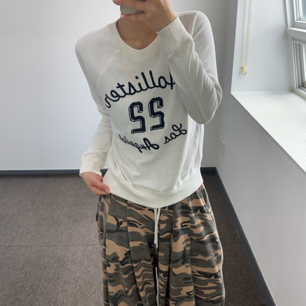 Hollister 홀리스터 레터링 아이보리 롱슬리브