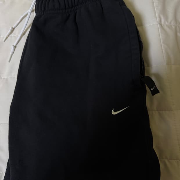 나이키 솔로 스우시 플리스 팬츠 M 블랙