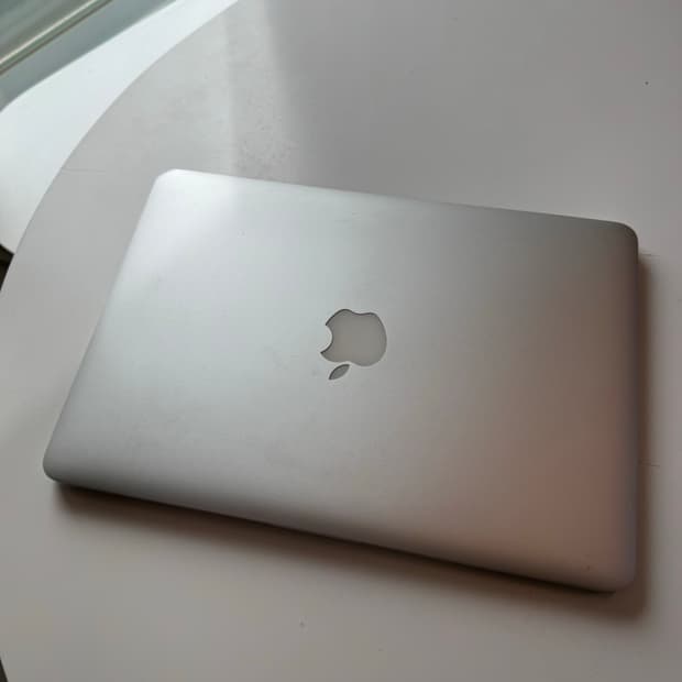맥북 프로 13인치 A1502 / 초기화완료 / 오늘거래 / 충전기포함