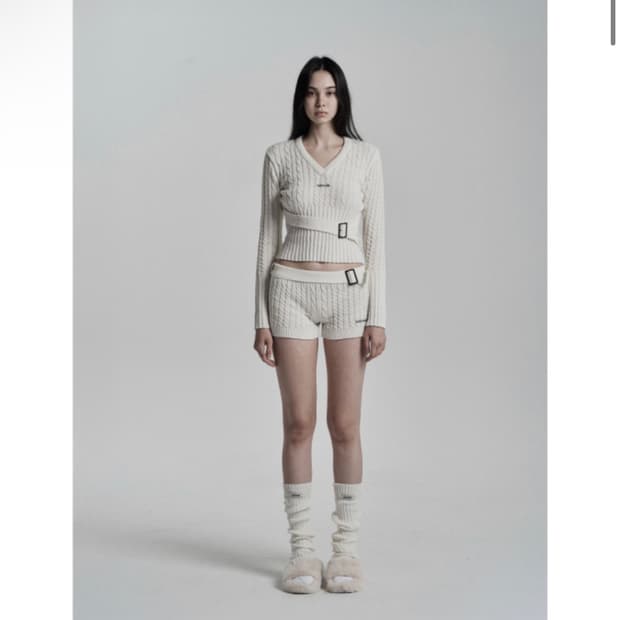 오도어 Twis knit top in vanilla