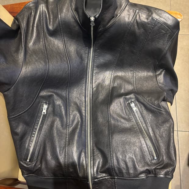 홀리선 23ss 레더자켓