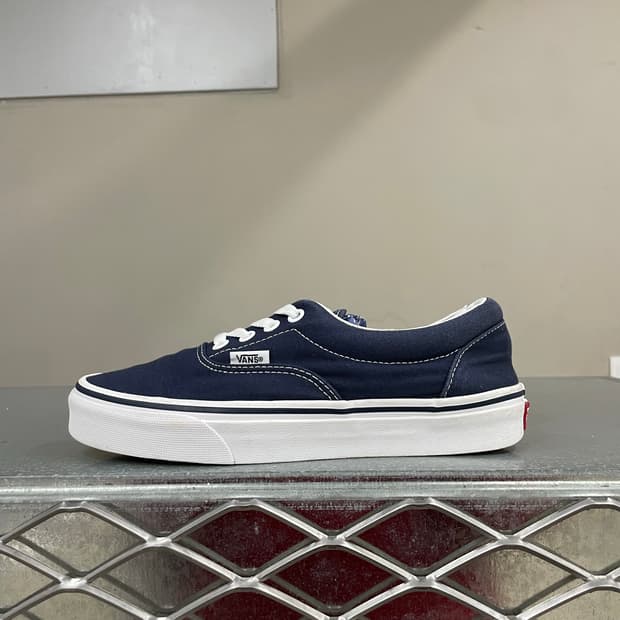 반스 에라 블루 240