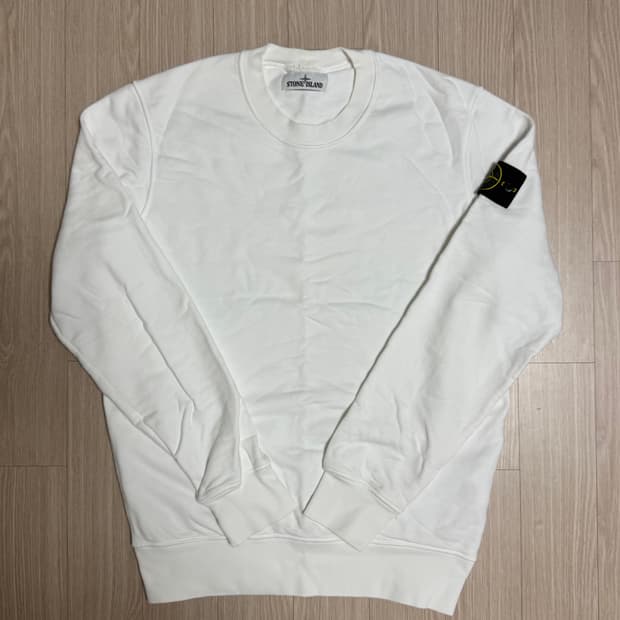 스톤아일랜드 백화점판 맨투맨 M사이즈 