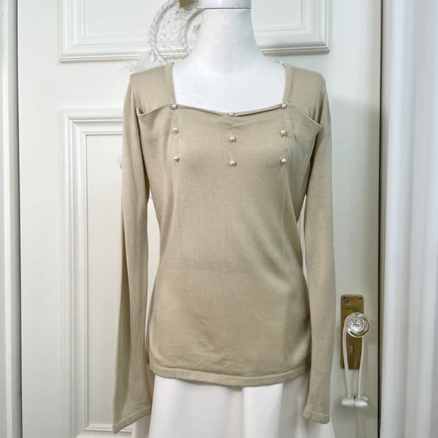 beige pearl point square neck knit top