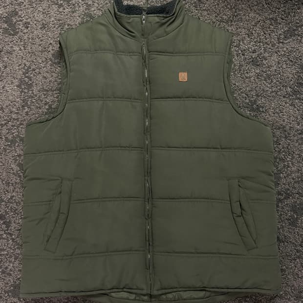 (XL) 콜먼 패딩조끼 카키