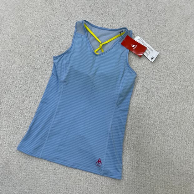 90 새상품 르꼬끄 여성 민소매 0415M