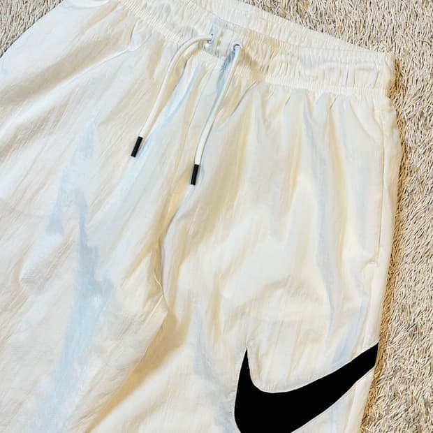 나이키 신형 우븐 팬츠 화이트