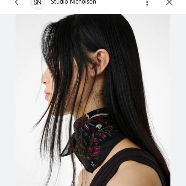 새상품)스튜디오니콜슨 스카프