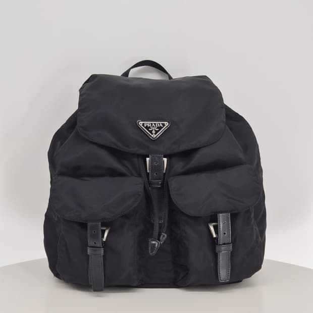 프라다 나일론 스몰 백팩 (구형 버전)