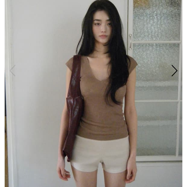Seer neutral v top 구해요..