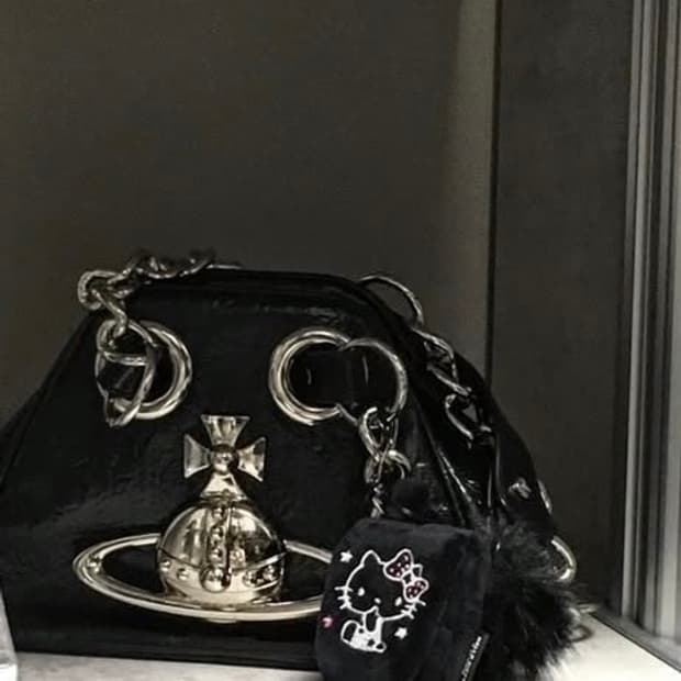 비비안웨스트우드 아카이브 체인백 구해요