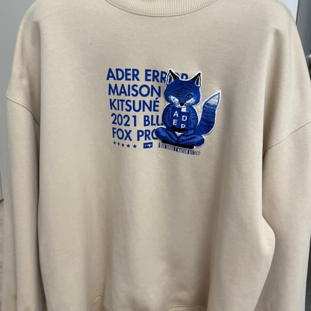 [A3]메종 키츠네 x 아더에러 메디테이션 폭스 맨투맨 아이보리
