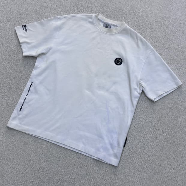 S 라이프워크 불독 패치 반팔 티셔츠 0402E