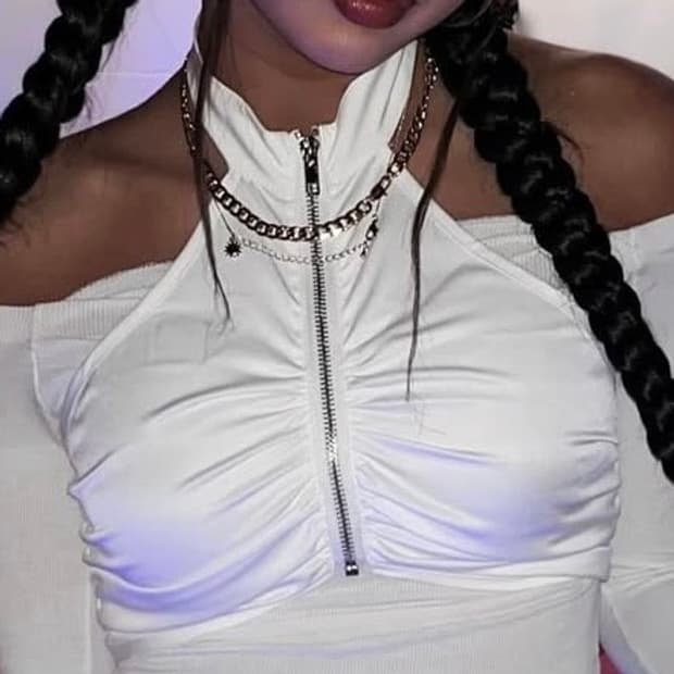 Shein 화이트 크롭 슬리브리스 XS