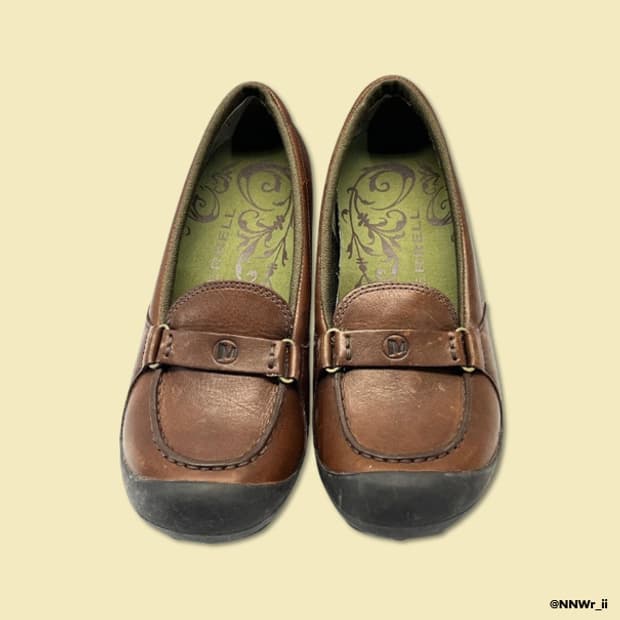 CLARKS MARY JANE BROWN