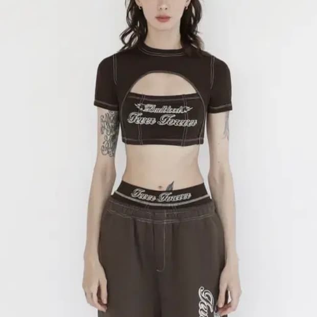 배드블러드 아쿠아 컷아웃 크롭 탑 브라운 XS