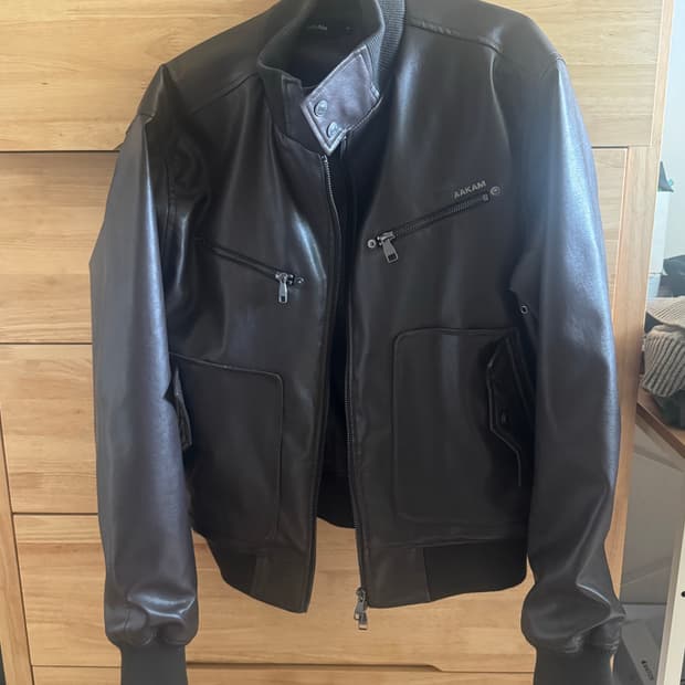 아캄 High-Neck 레더 자켓 브라운 (남/녀)