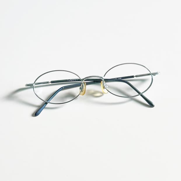 UNIX 슬림 오벌 라이트 블루 메탈 프레임 빈티지 안경