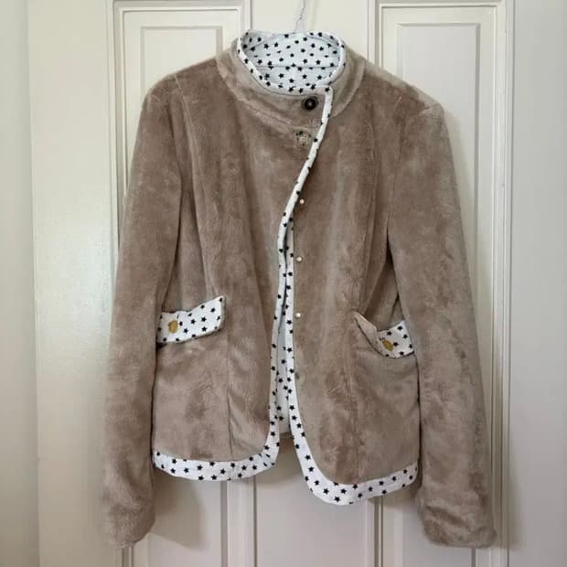 더뮤지엄비지터자켓