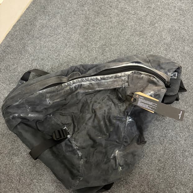 슈프림x스톤아일랜드 페인티드 카모 나일론 숄더백 슬링백