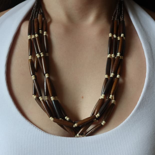 wood volume necklace