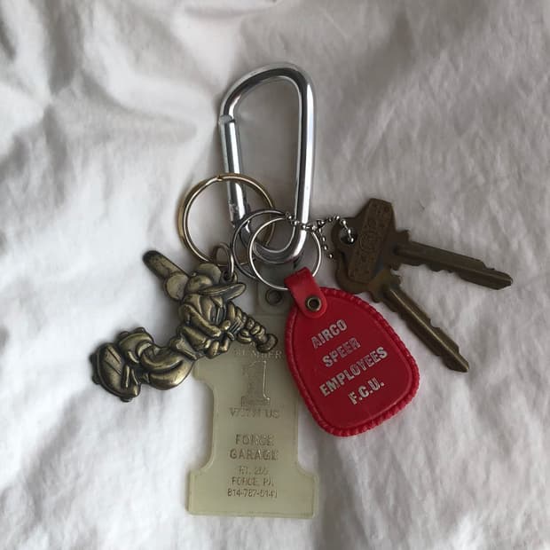 🎁Someone's Keyring #305