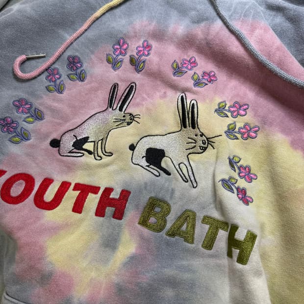 유쓰배쓰 타이다이 후드티