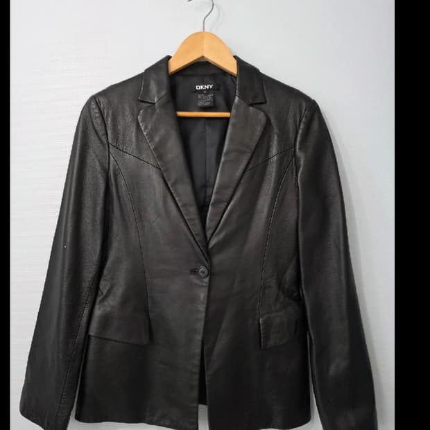 DKNY 블랙 가죽 자켓 ~55
