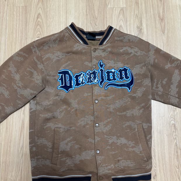 포리얼(FOR REAL) 카모 바시티 자켓 (기모 안감)