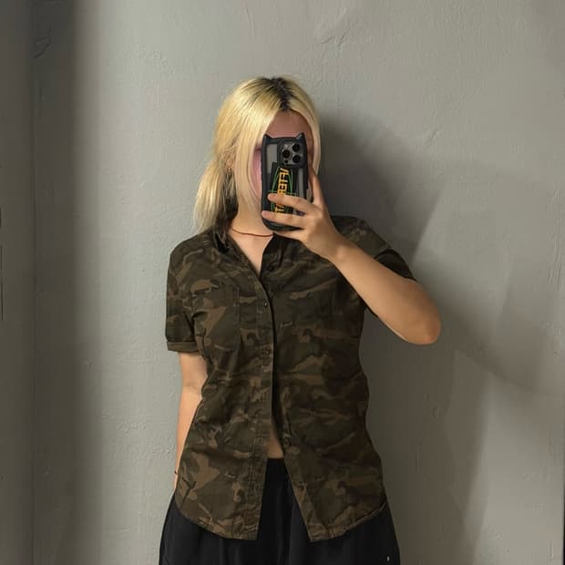 camo pattern pocket shirt