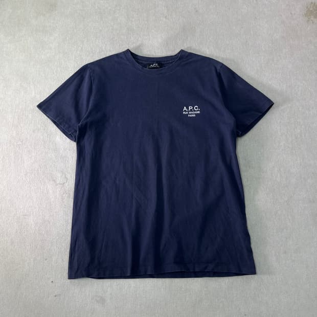 100 APC 아페쎄 자수로고 반팔 티셔츠