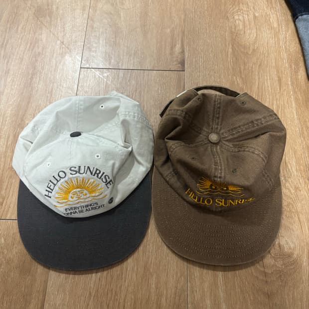 헬로 선라이즈 볼캡 