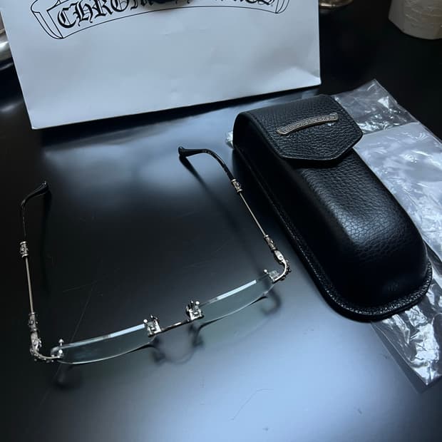 크롬하츠 필스3 샤이니 실버