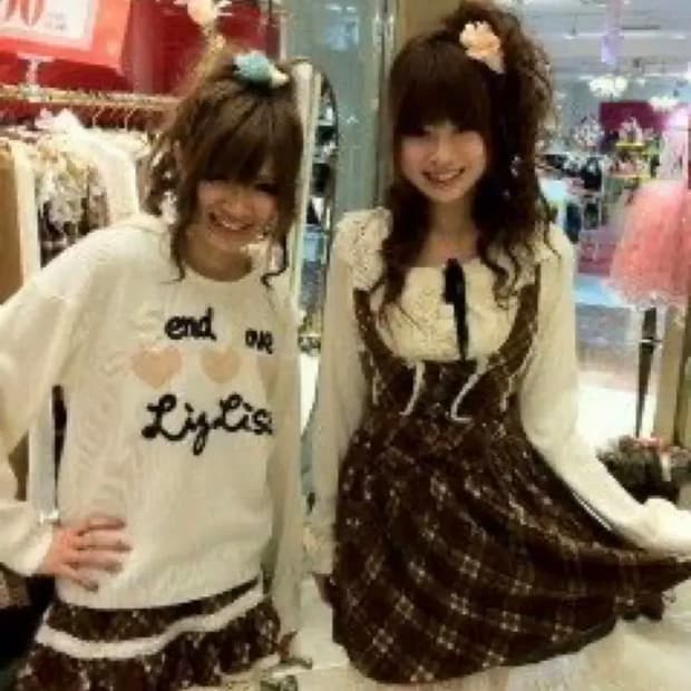 리즈리사 라떼갸루 딸기초코 후드