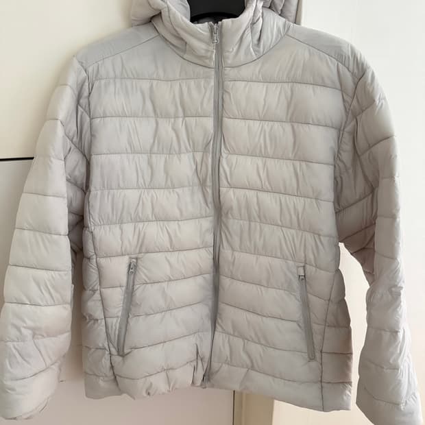 스파오 씬라이트 경량패딩 라이트그레이 XXL 미착용