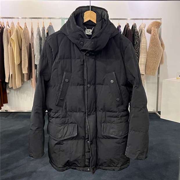 [100] CP컴퍼니 덕다운 고글패딩