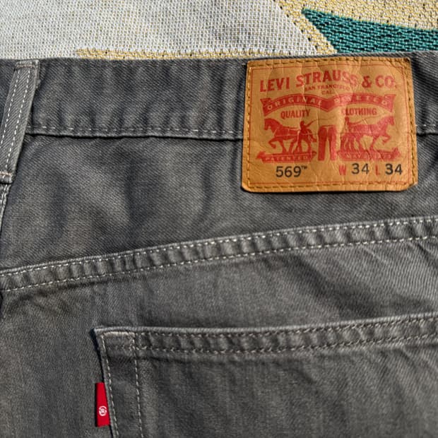 리바이스 569 흑청 34/34 블랭크탭