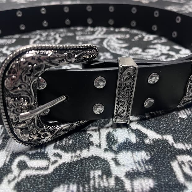 스터드 가죽 블랙 벨트 (새상품)