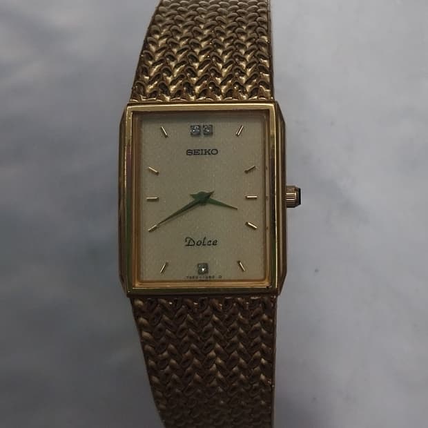 세이코 돌체 금장 여성 시계