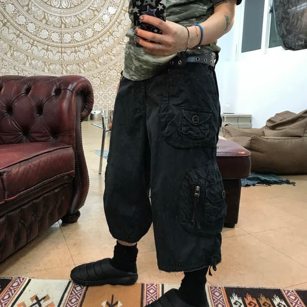 썰스데이아일랜드 포켓 반바지 