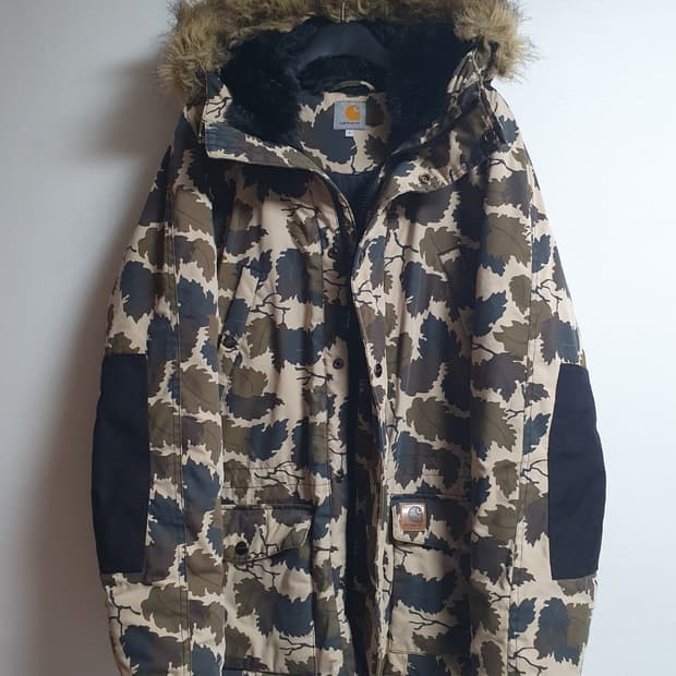 칼하트 트래퍼 카모 파카 패딩 L 🧥🌿