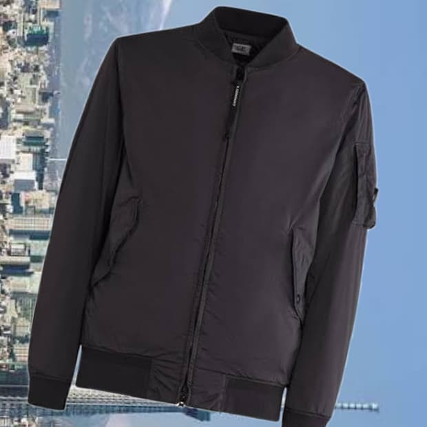 cp컴퍼니 봄버자켓 XL