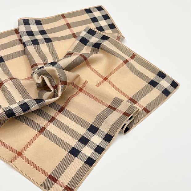 burberry/ 버버리 쁘띠스카프 손수건